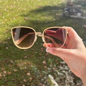 Stylish Gold Sunglasses